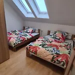 Dom Pod Wroclawiem19 公寓 Domasław