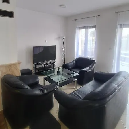 Dom Pod Wroclawiem19 Lägenhet *