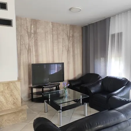Dom Pod Wroclawiem19 Apartamento *